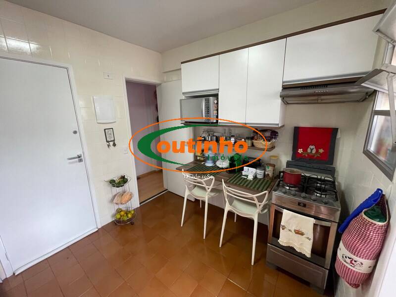 Apartamento à venda com 2 quartos, 72m² - Foto 15