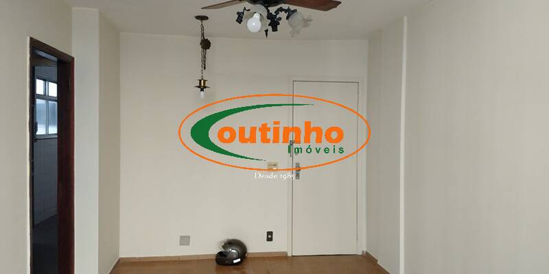 Apartamento à venda com 2 quartos, 80m² - Foto 3