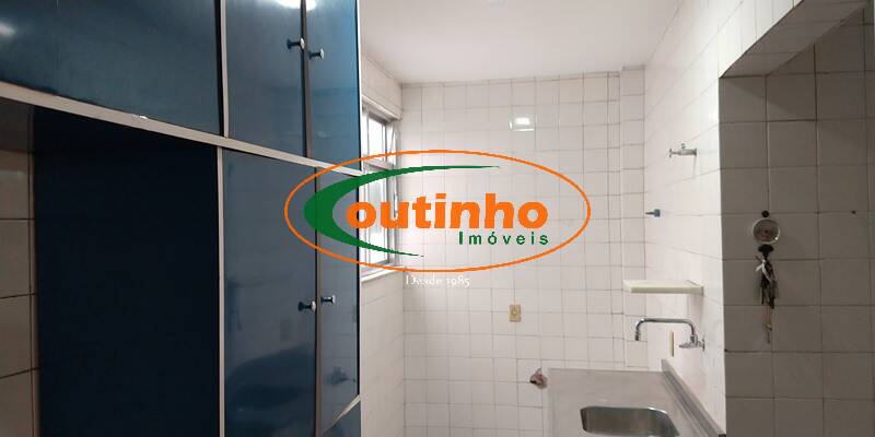 Apartamento à venda com 2 quartos, 80m² - Foto 24