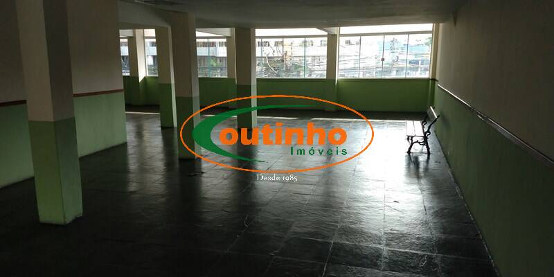 Apartamento à venda com 2 quartos, 80m² - Foto 49