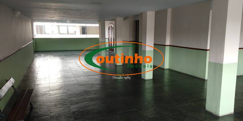 Apartamento à venda com 2 quartos, 80m² - Foto 51