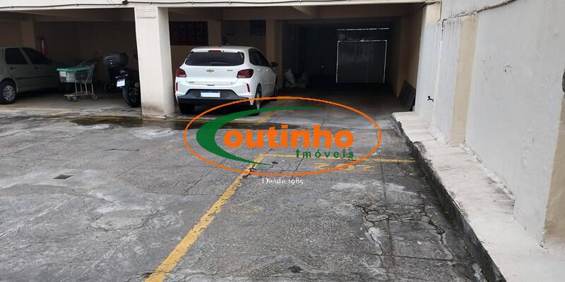 Apartamento à venda com 2 quartos, 80m² - Foto 52