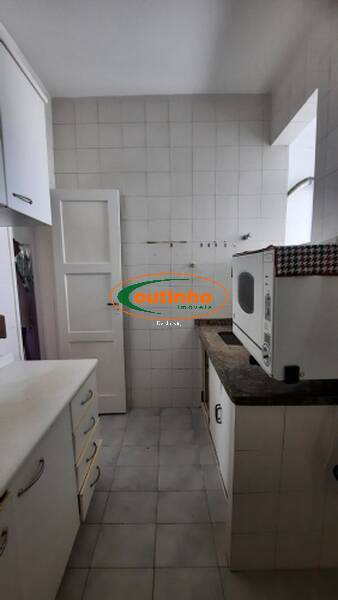 Apartamento à venda com 2 quartos, 67m² - Foto 16