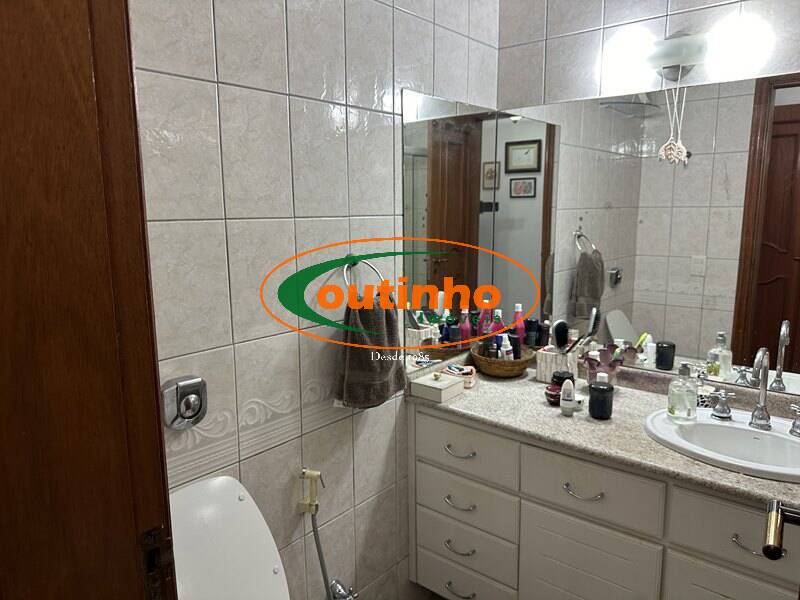 Apartamento à venda com 3 quartos, 120m² - Foto 19