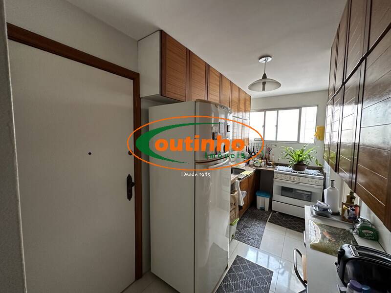 Apartamento à venda com 3 quartos, 120m² - Foto 21