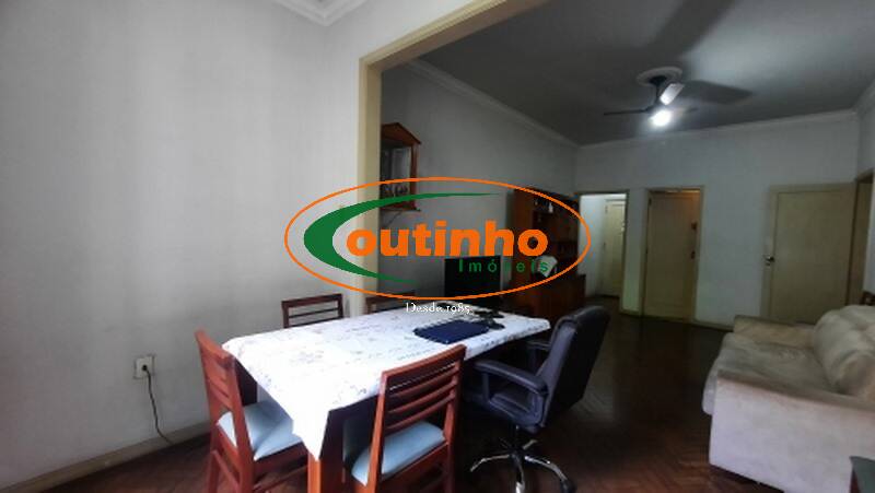 Apartamento à venda com 2 quartos, 100m² - Foto 4