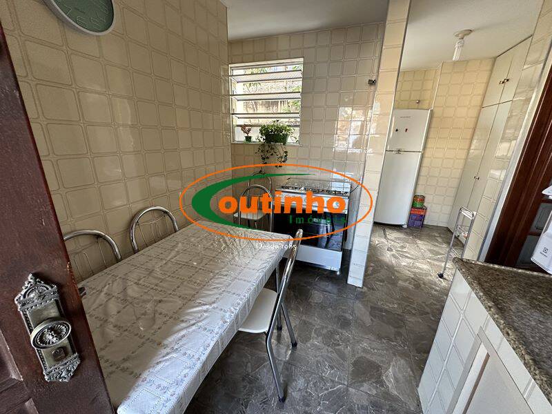 Apartamento à venda com 3 quartos, 98m² - Foto 24