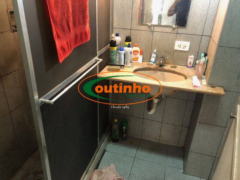 Apartamento à venda com 2 quartos, 58m² - Foto 13