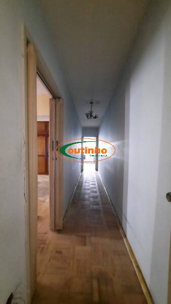 Apartamento à venda com 3 quartos, 110m² - Foto 19