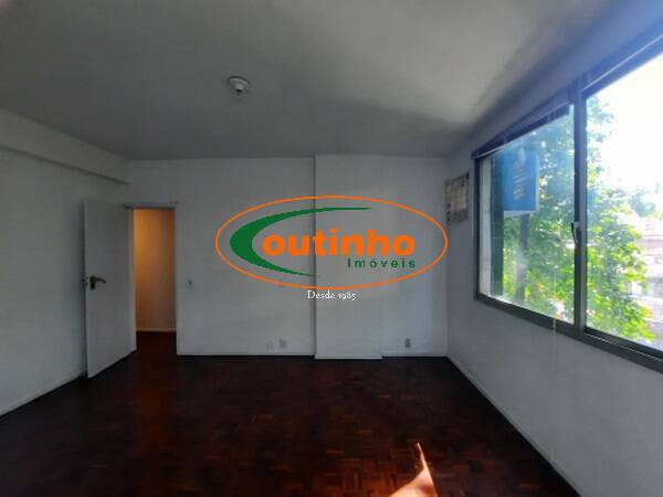 Apartamento à venda com 4 quartos, 150m² - Foto 12