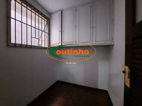 Apartamento à venda com 4 quartos, 150m² - Foto 23