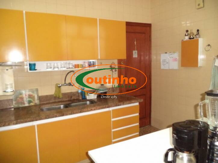 Apartamento à venda com 4 quartos, 160m² - Foto 19