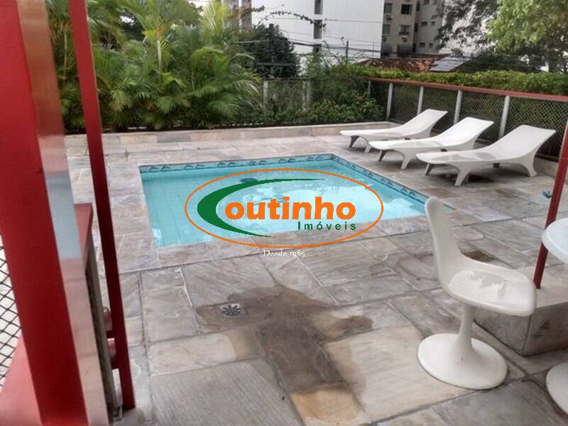 Apartamento à venda com 3 quartos, 140m² - Foto 1