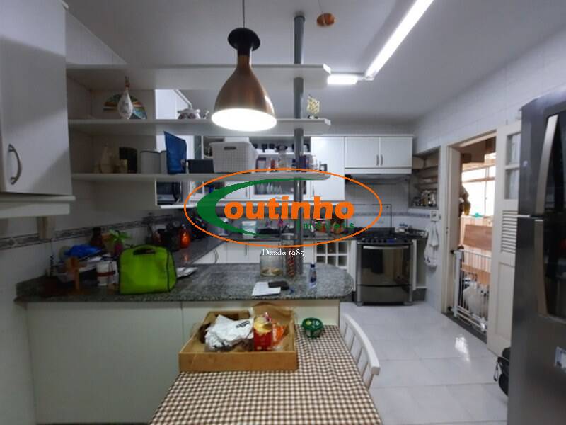 Apartamento à venda com 3 quartos, 143m² - Foto 28