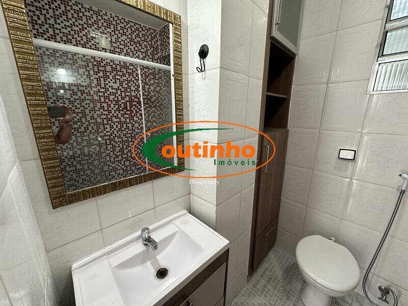 Apartamento à venda com 2 quartos, 70m² - Foto 8