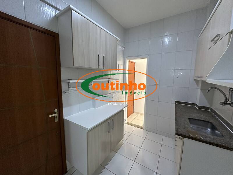 Apartamento à venda com 2 quartos, 70m² - Foto 16