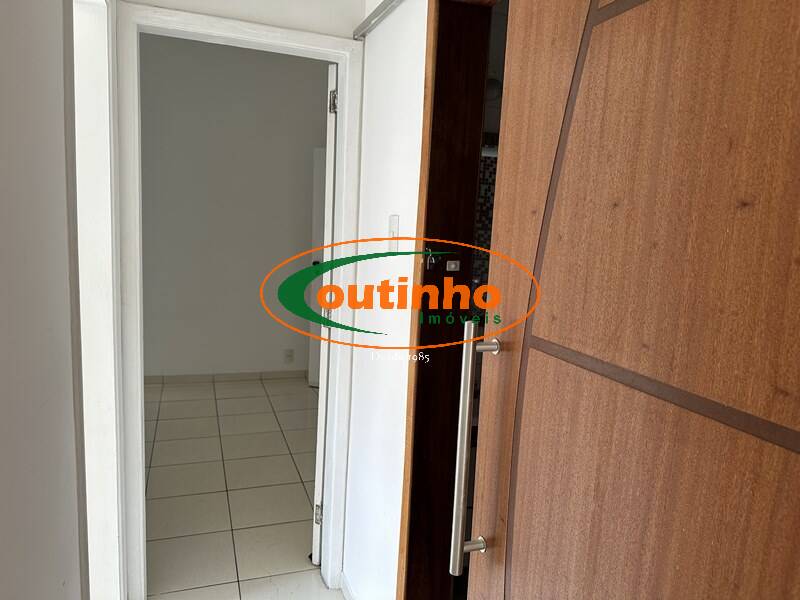 Apartamento à venda com 2 quartos, 70m² - Foto 21