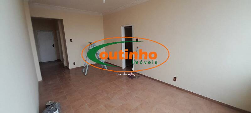 Apartamento à venda com 3 quartos, 93m² - Foto 1