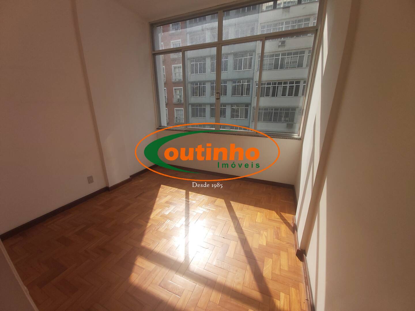 Apartamento à venda com 2 quartos, 69m² - Foto 10