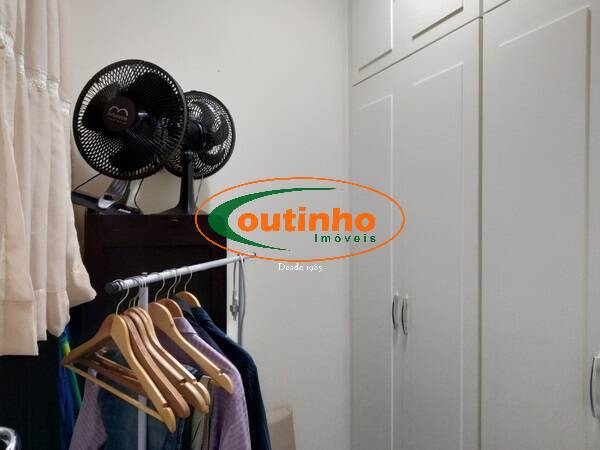 Apartamento à venda com 3 quartos, 130m² - Foto 17