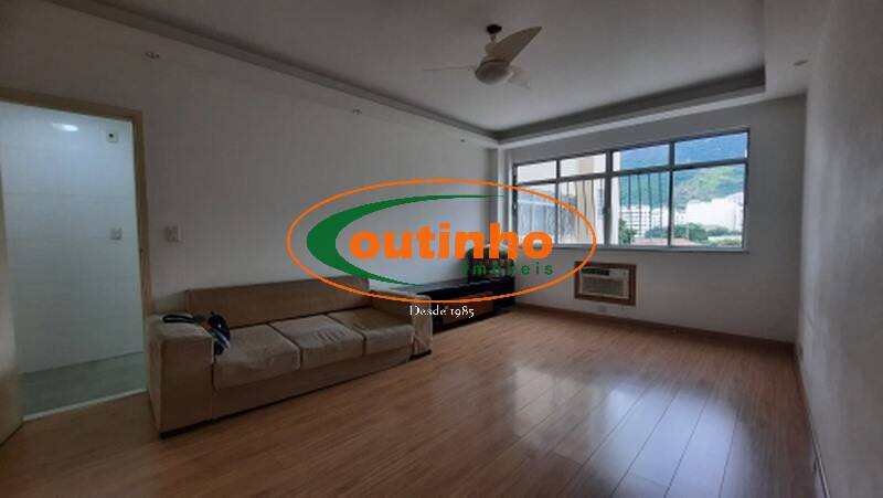 Apartamento à venda com 3 quartos, 98m² - Foto 1