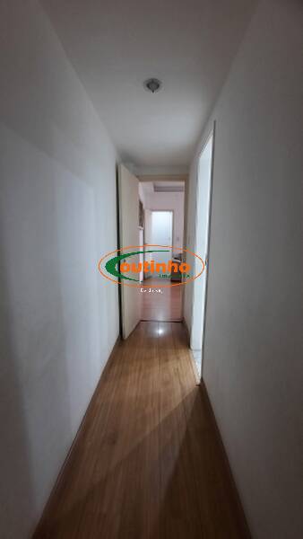 Apartamento à venda com 3 quartos, 98m² - Foto 11