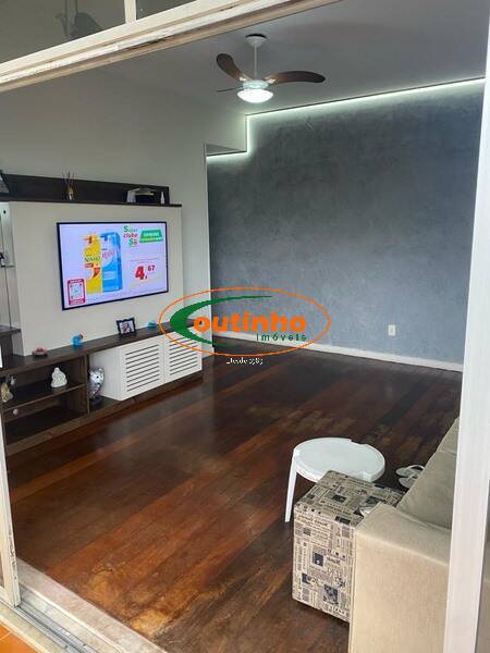 Apartamento à venda com 3 quartos, 145m² - Foto 3