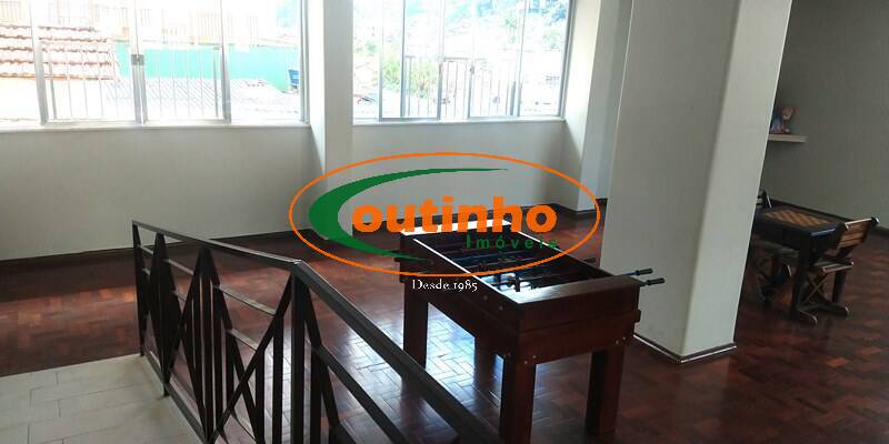 Apartamento à venda com 3 quartos, 90m² - Foto 11