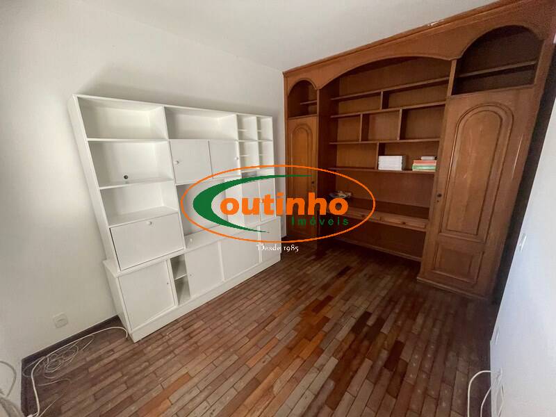 Apartamento à venda com 4 quartos, 160m² - Foto 16