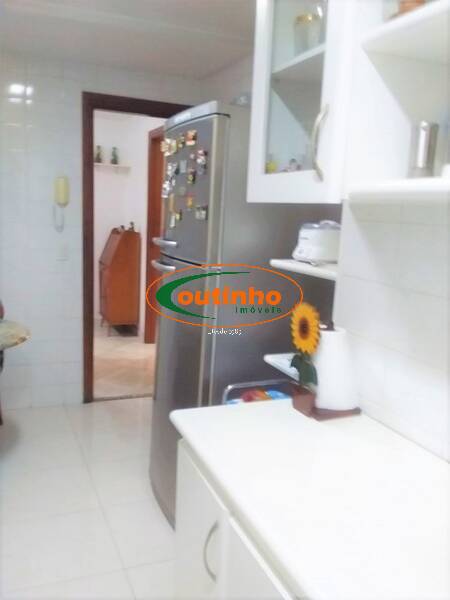 Apartamento à venda com 3 quartos, 135m² - Foto 24