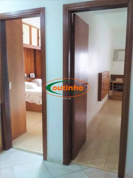 Apartamento à venda com 3 quartos, 135m² - Foto 34