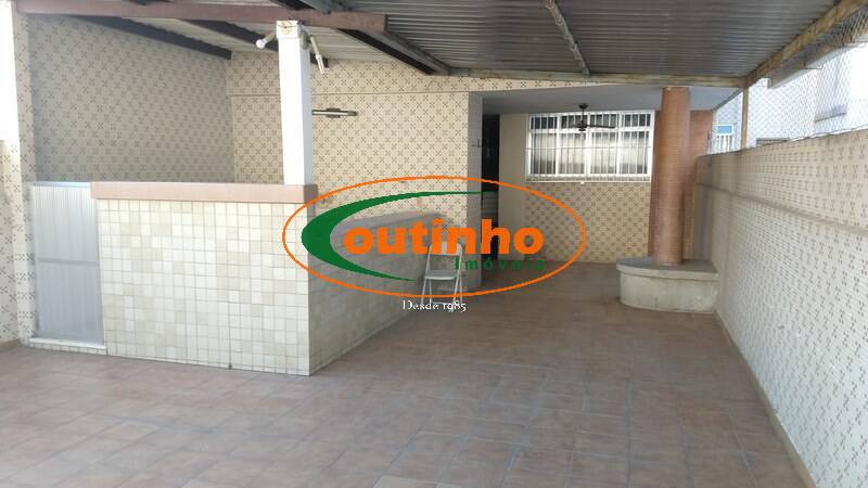 Apartamento à venda com 2 quartos, 66m² - Foto 36