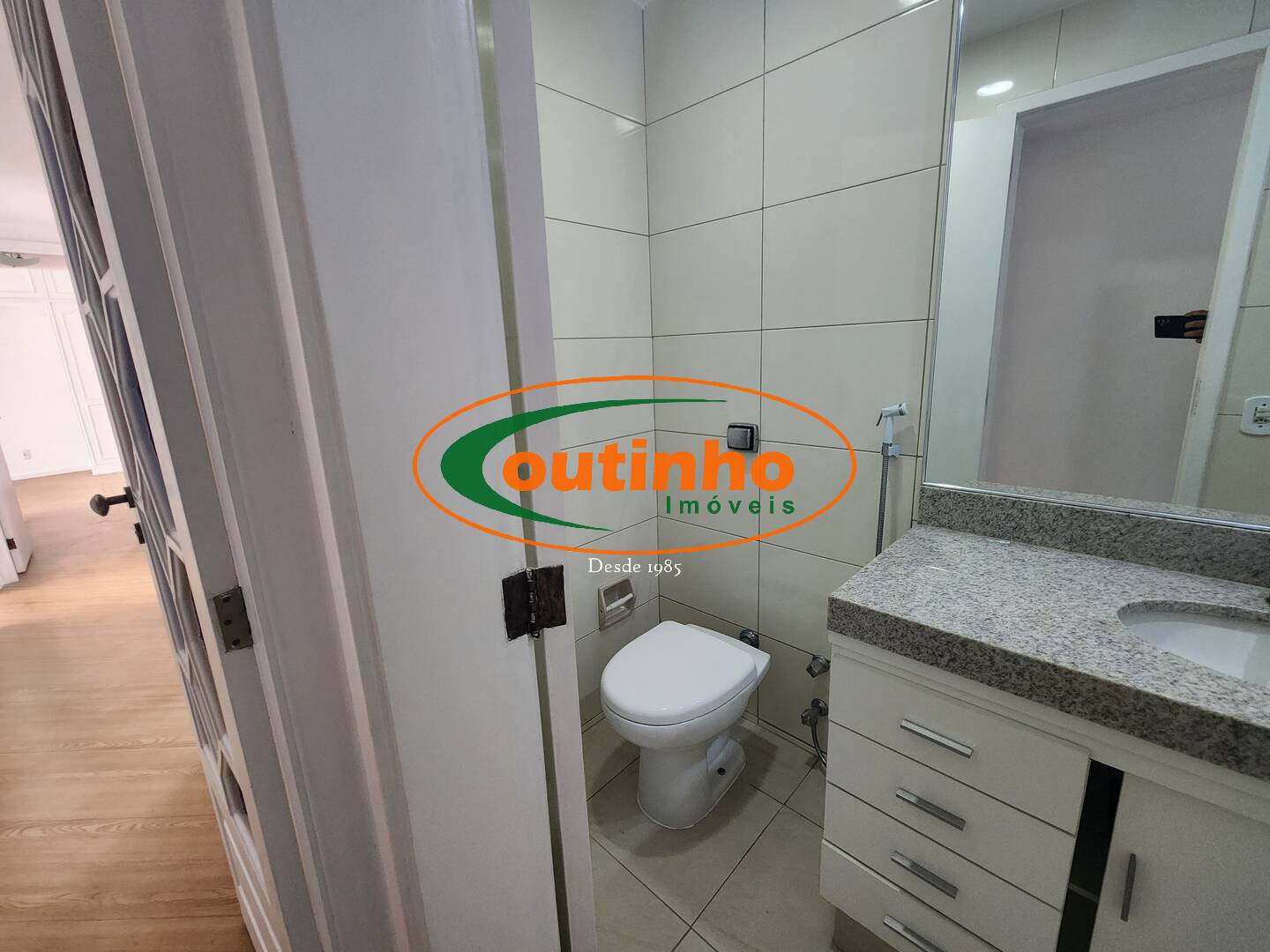 Apartamento à venda com 3 quartos, 123m² - Foto 10