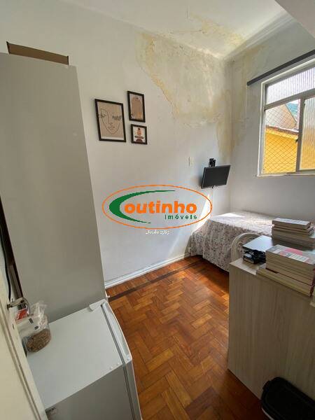 Apartamento à venda com 3 quartos, 75m² - Foto 9