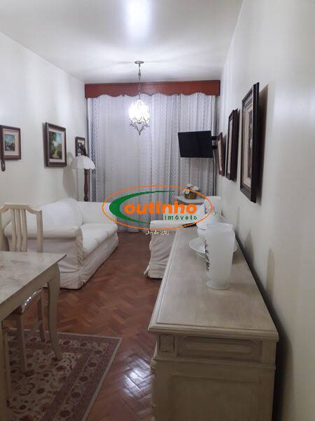 Apartamento à venda com 2 quartos, 68m² - Foto 2