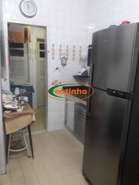 Apartamento à venda com 2 quartos, 68m² - Foto 7