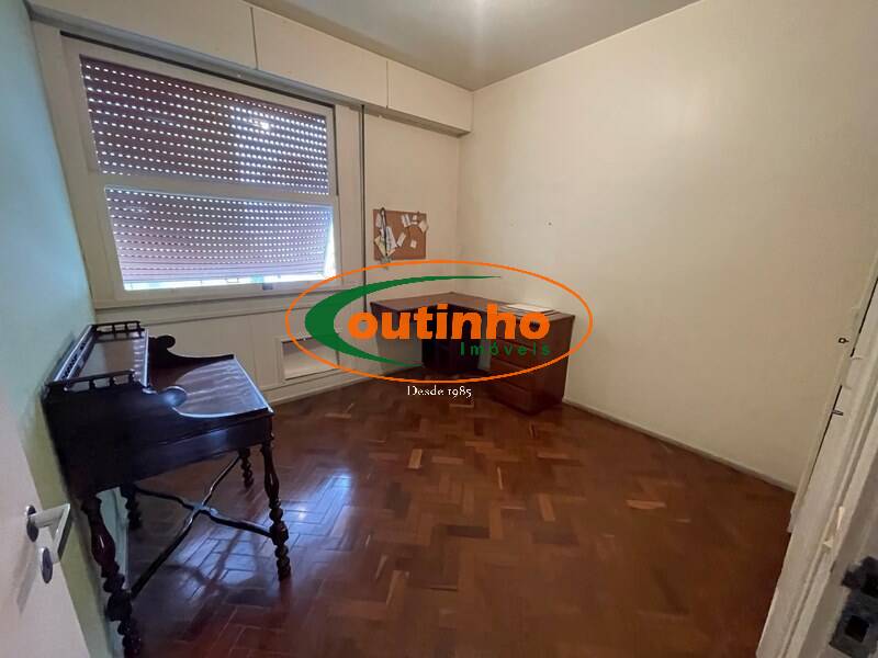 Apartamento à venda com 3 quartos, 90m² - Foto 13