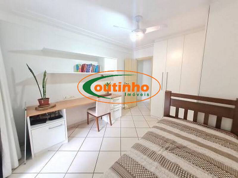 Apartamento à venda com 3 quartos, 145m² - Foto 9