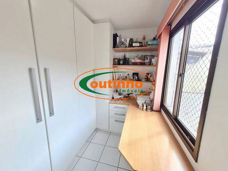 Apartamento à venda com 3 quartos, 145m² - Foto 28