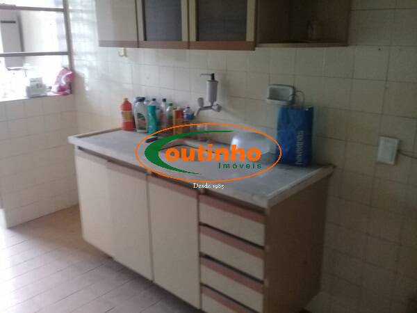 Apartamento à venda com 1 quarto, 57m² - Foto 13