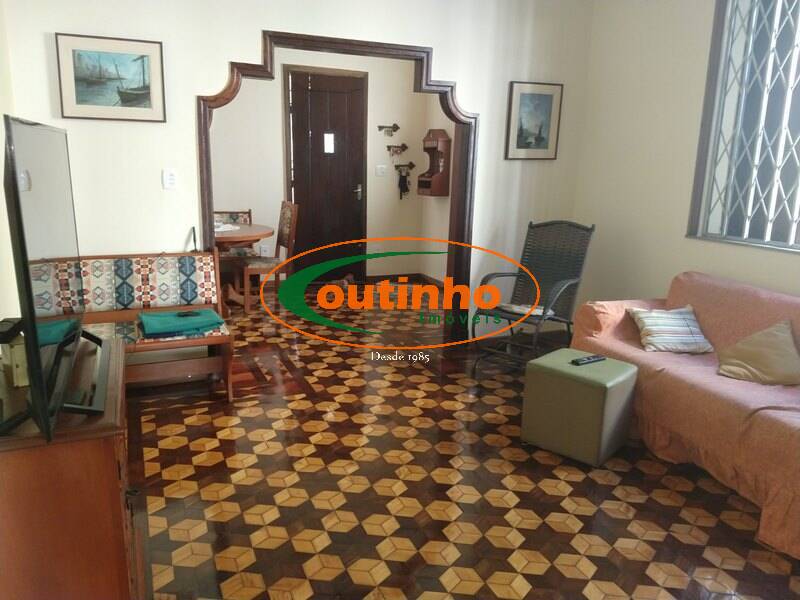 Casa à venda com 5 quartos, 224m² - Foto 13