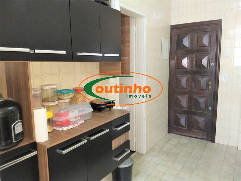 Apartamento à venda com 2 quartos, 95m² - Foto 19