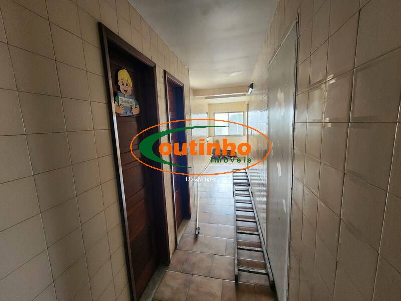 Prédio Inteiro à venda, 300m² - Foto 39