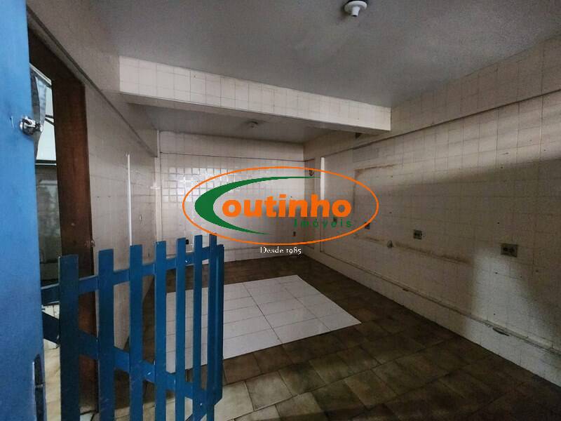 Prédio Inteiro à venda, 300m² - Foto 16