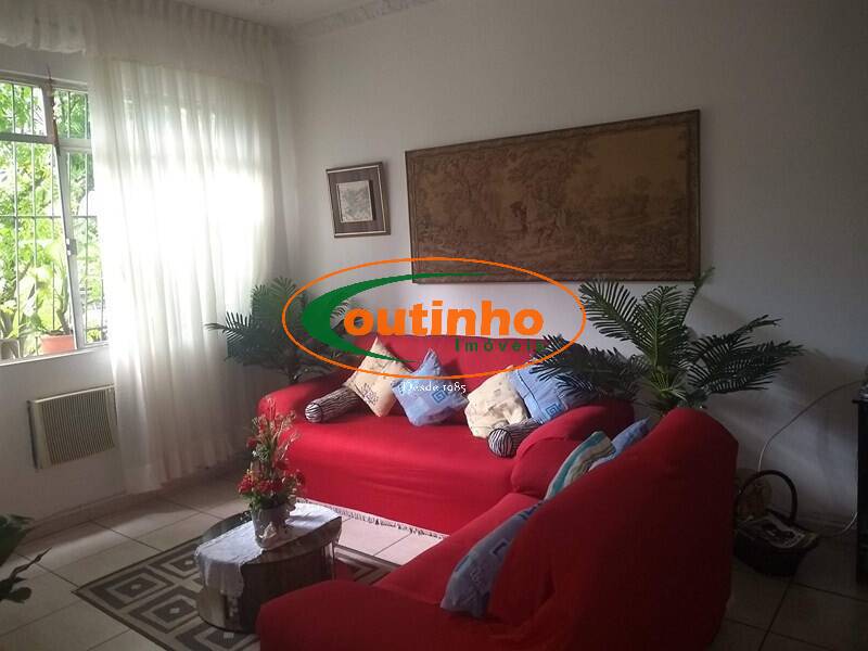 Apartamento à venda com 3 quartos, 95m² - Foto 1