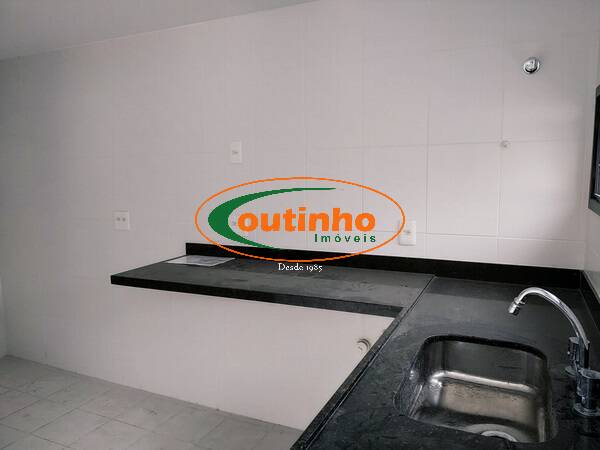 Cobertura à venda com 2 quartos, 145m² - Foto 11