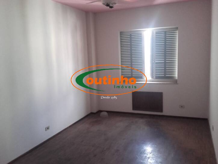 Apartamento à venda com 4 quartos, 196m² - Foto 7