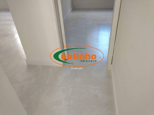 Apartamento à venda com 2 quartos, 75m² - Foto 6