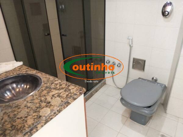 Apartamento à venda com 2 quartos, 75m² - Foto 30