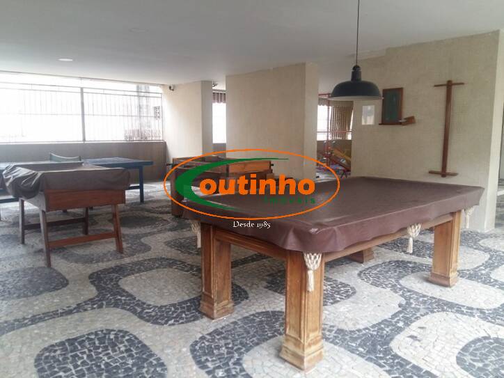 Apartamento à venda com 2 quartos, 80m² - Foto 3